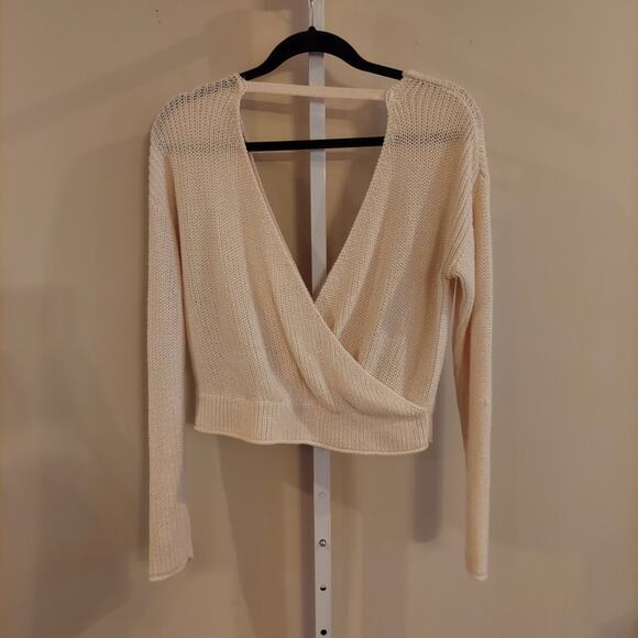 Forever 21 Double V-Neck Sweater Medium Ivory Ballet Core Coquette Minimalist - Picture 4 of 7